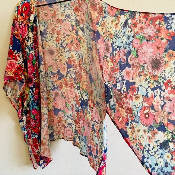 Umgee womans M/L open front kimono vibrant summer floral casual spring flowy - Picture 4 of 9